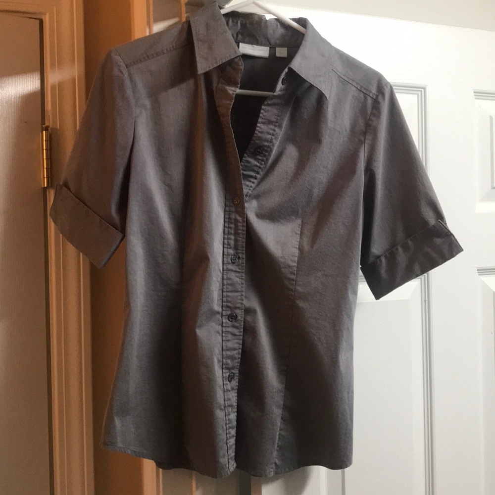 New York & company grey collared shirt Medium